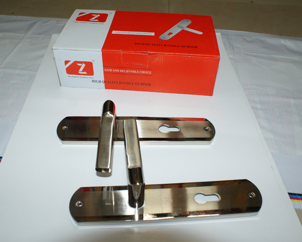 Khoá gạt hộp vàng Z98107
